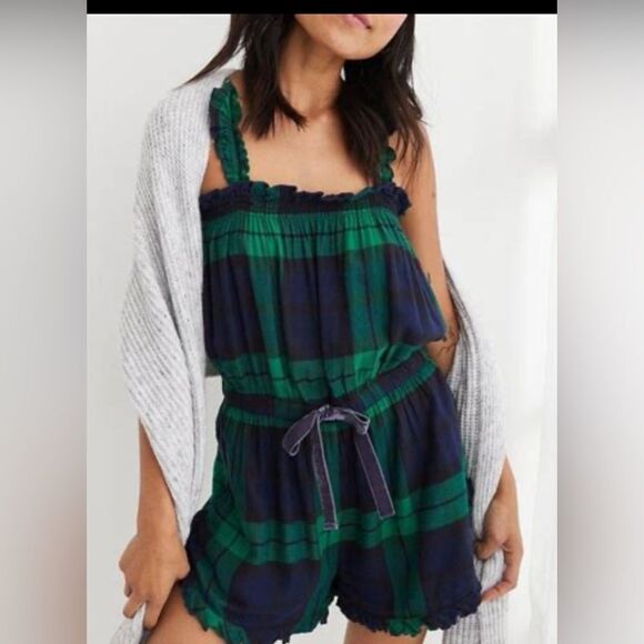 AERIE FLANNEL ROMPER NWT - Picture 1 of 6